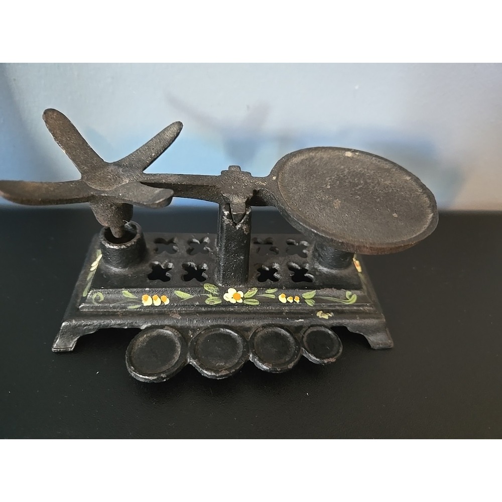 Vtg Mini Cast Iron Balance Scale Weight Figure No Weights
